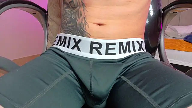 Nascary_Fox webcam