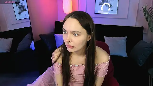 ChloeSunny webcam