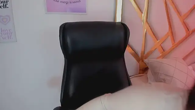LanaJones_ webcam