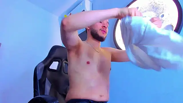 mike_257 webcam