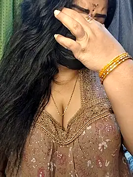 Anushka_flower live cam on StripChat