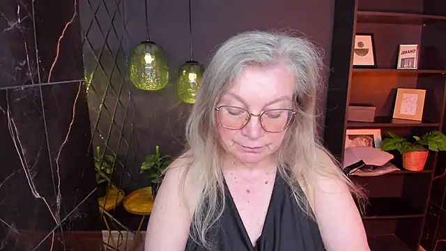 NataliMellow webcam