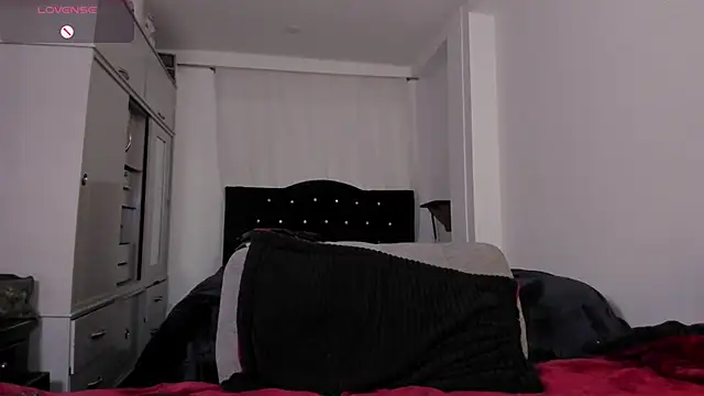 Amy_Aloqua webcam