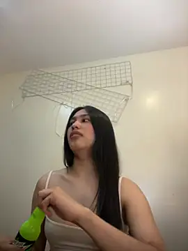 goddess_athena69 live cam on StripChat