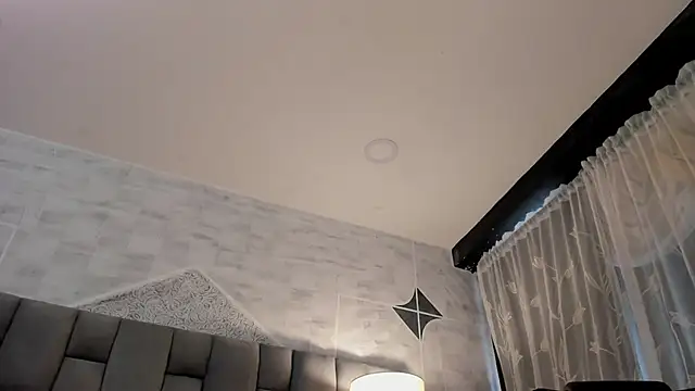 CarolineFyre webcam