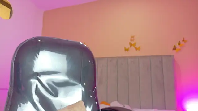 Nascary_Fox webcam