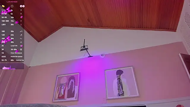elodie_walker webcam