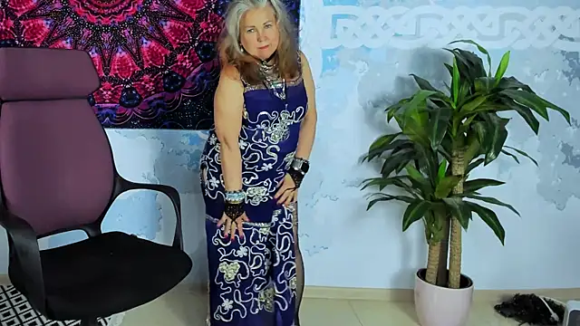 LilaMaharani webcam