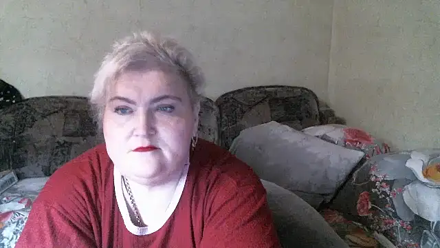 Lana555 live cam on StripChat