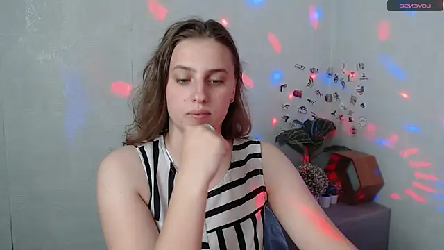 AmandaDimond_ live cam on StripChat