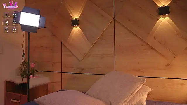 caro_sanchezz webcam