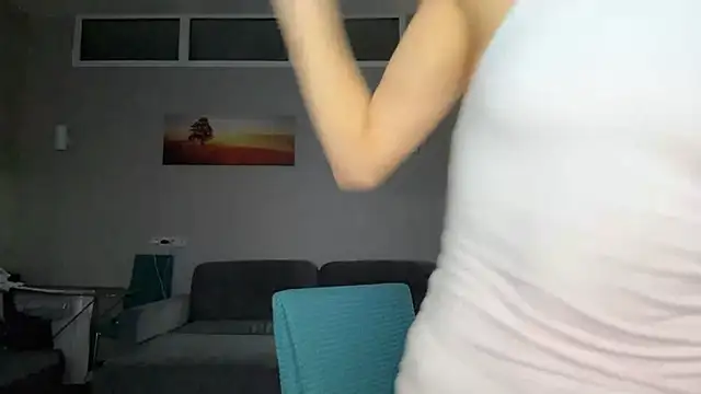 Moonelle_Nixi webcam