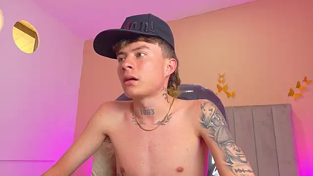 Nascary_Fox webcam
