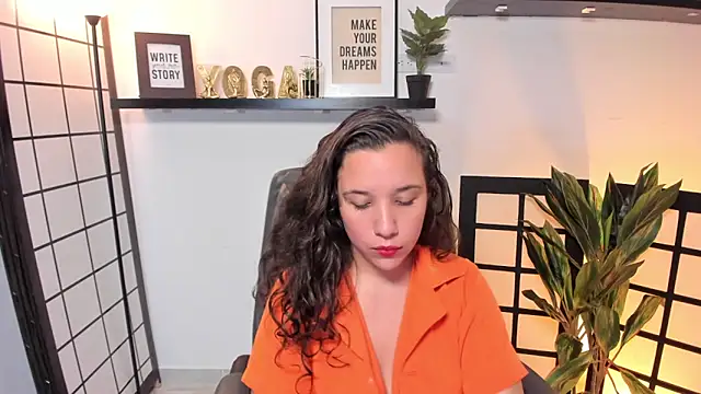 Ela_Maxwell_ webcam