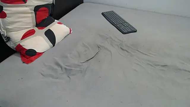 PreciousJohn87 webcam