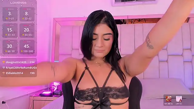 KatherineRuiz_ live cam on StripChat