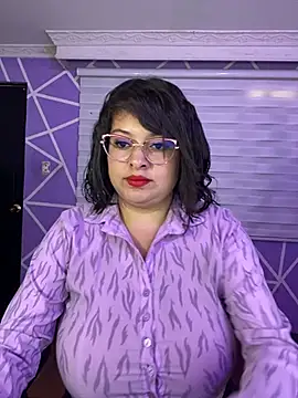 MiiaaJoness