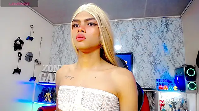 Karol_Vanessa__ webcam