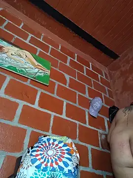 KattalellaGomez webcam