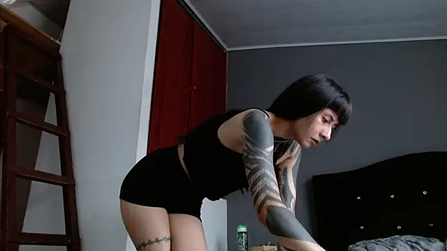 Emilia_1995 webcam