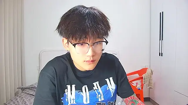 KK-cuteboy webcam
