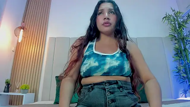 Victoria_Rosee webcam