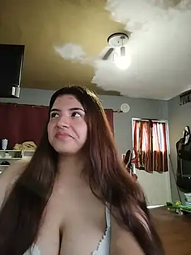 Carandrew live cam on StripChat