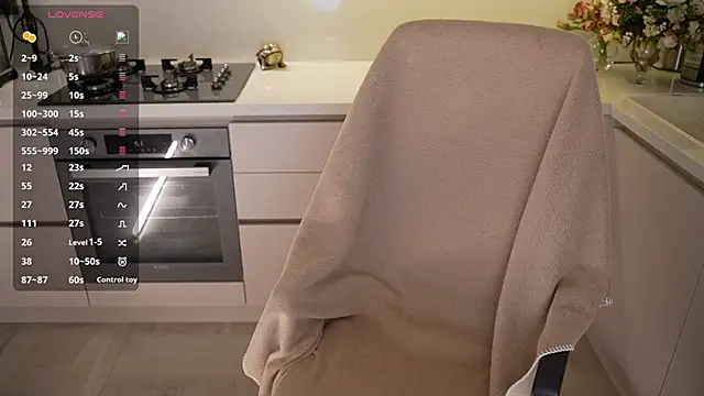 Vassiilisa live cam on StripChat