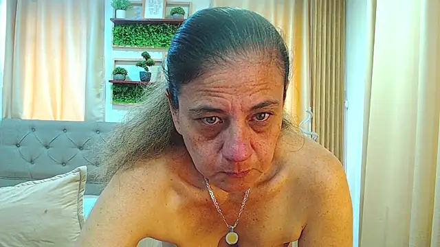 sasi_luna webcam