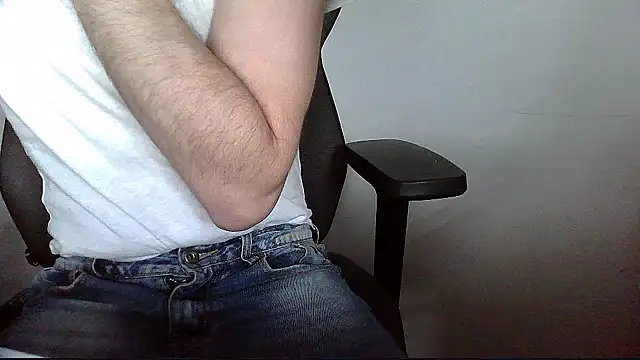 topg84 live cam on StripChat