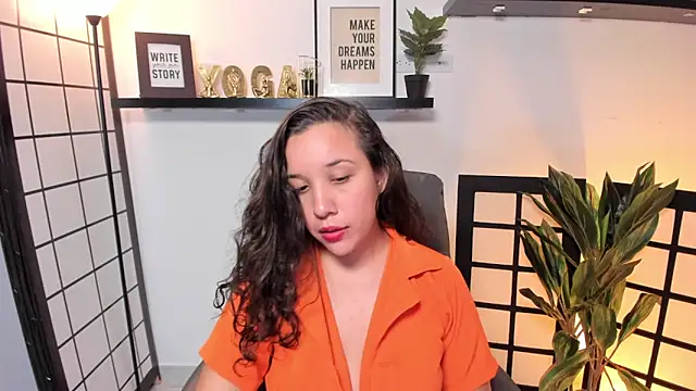 Ela_Maxwell_ webcam