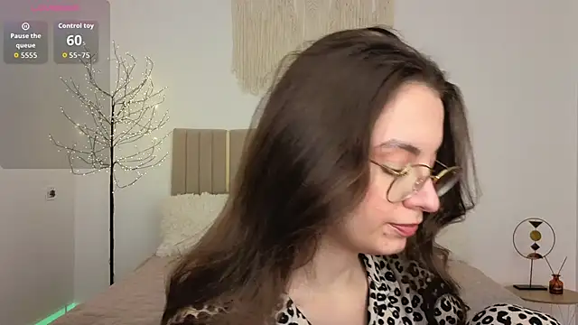 Real_cutie1 live cam on StripChat