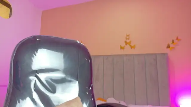 Nascary_Fox webcam