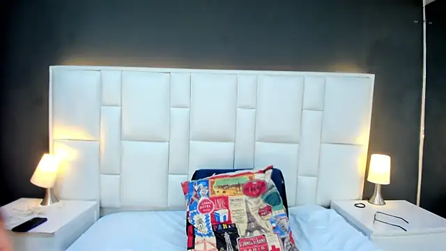 yeral2017 live cam on StripChat
