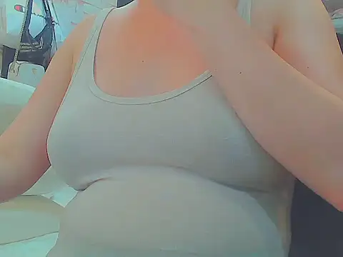 keepmepregnantT webcam