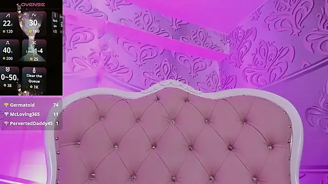 MishRaven webcam