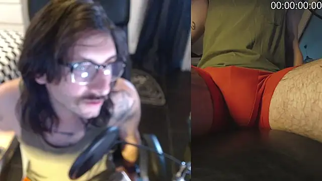 Chuck-FR live cam on StripChat