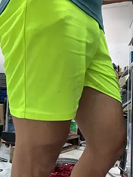 Paul22cm- live cam on StripChat