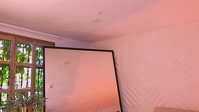 KateSunder live cam on StripChat