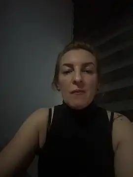 Hot-Milf4U webcam