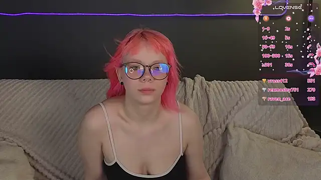 Waifu_Ketrin webcam