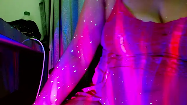 LivDiya live cam on StripChat