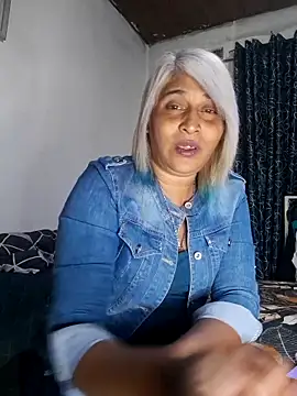 Goodgirlsue_77 webcam