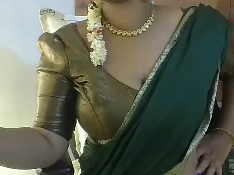 Sexy-Shalinii live cam on StripChat