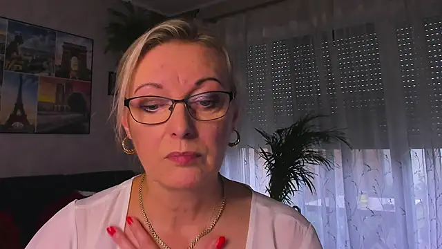 vanessa_chat live cam on StripChat