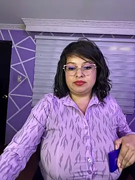 MiiaaJoness