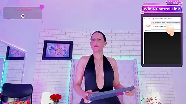 Coco_Balenciaga_ live cam on StripChat