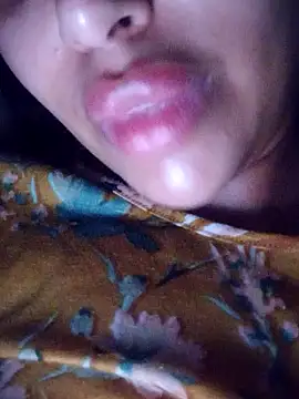 Sexlove1xo webcam
