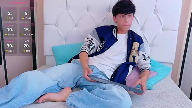 Axel__Evans webcam
