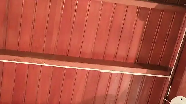 pocahontamoon live cam on StripChat